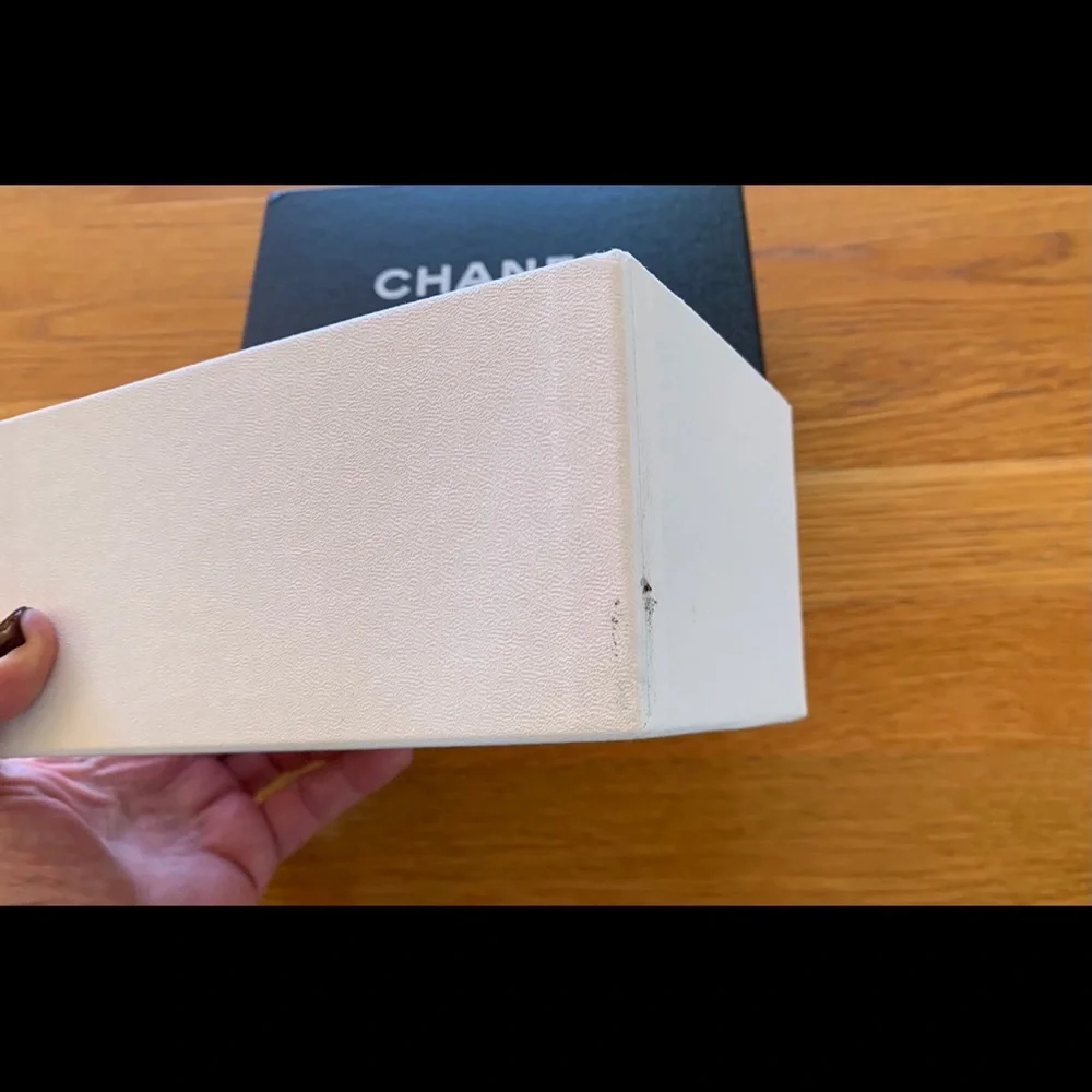 Authentic CHANEL Black White Gift Empty Sunglass Box 7”×4”×3”
